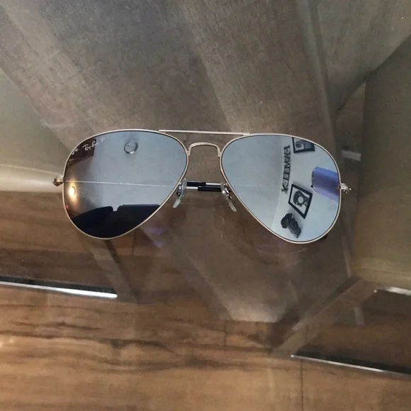 Ray-Ban - Picture 2 of 3